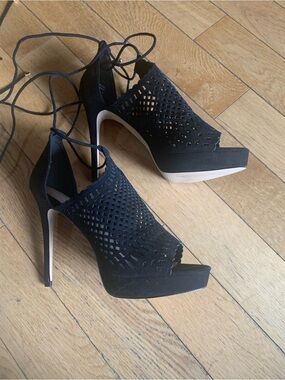 Aldo Riley Lace-Up Heels | Black Cutout Stiletto | Sz 9